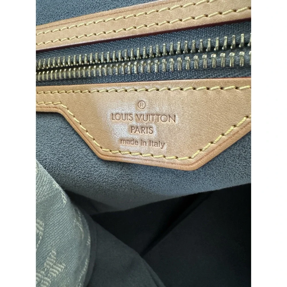 LOUIS VUITTON Louis Vuitton Monogram Denim Daily GM Shoulder Bag. Purse. Large - Picture 15 of 16